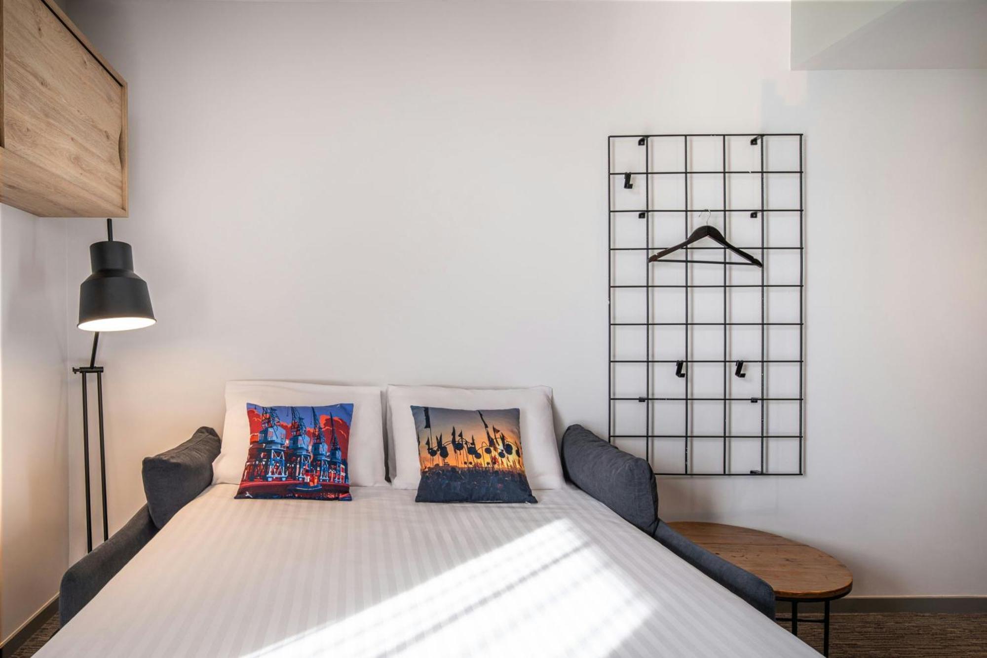 Moxy Bordeaux Hotel Bagian luar foto
