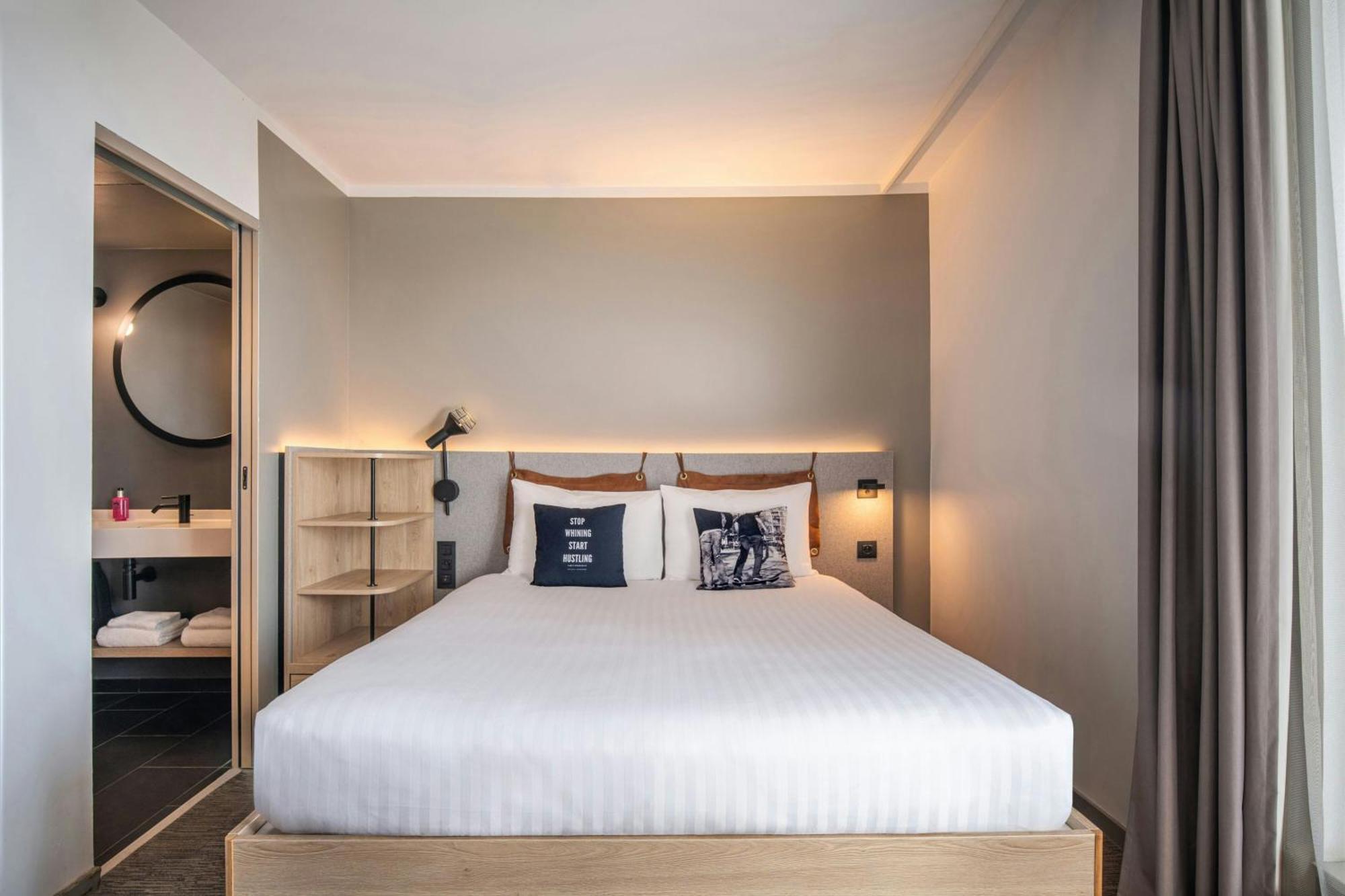 Moxy Bordeaux Hotel Bagian luar foto