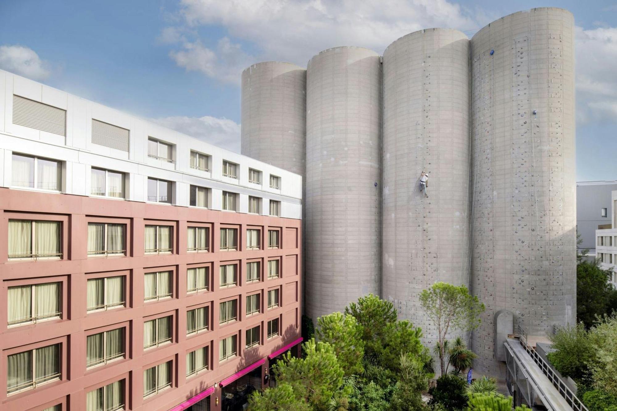 Moxy Bordeaux Hotel Bagian luar foto
